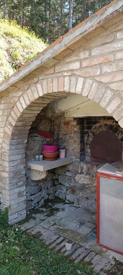 Ferienwohnung Casale La Pineta Mombaroccio Exterior foto